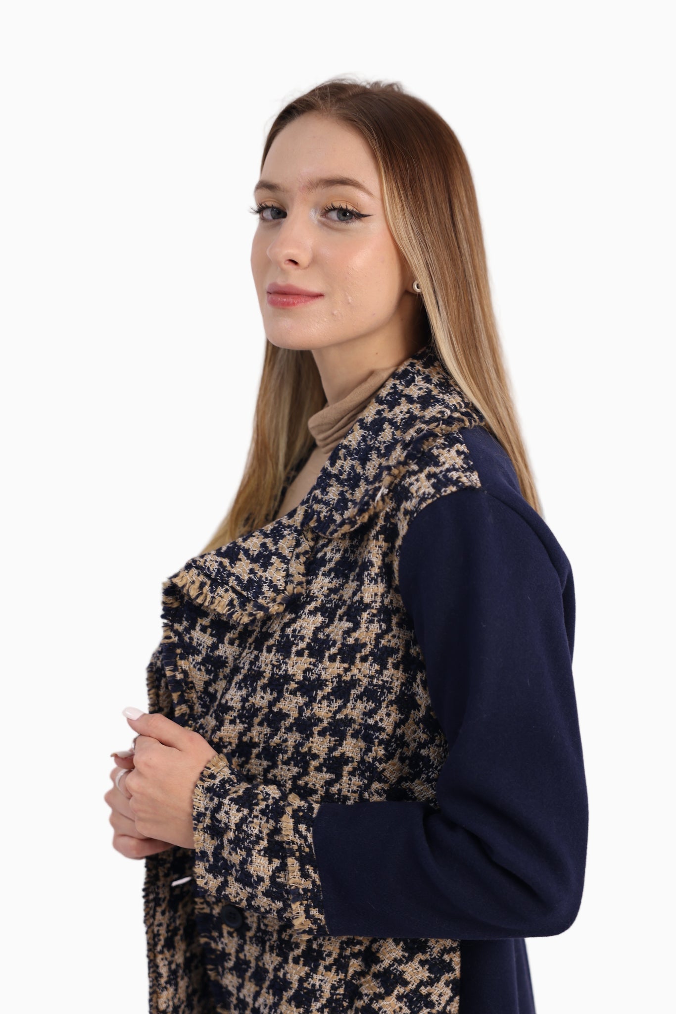 Siste’s Navy & Beige Houndstooth Jacket