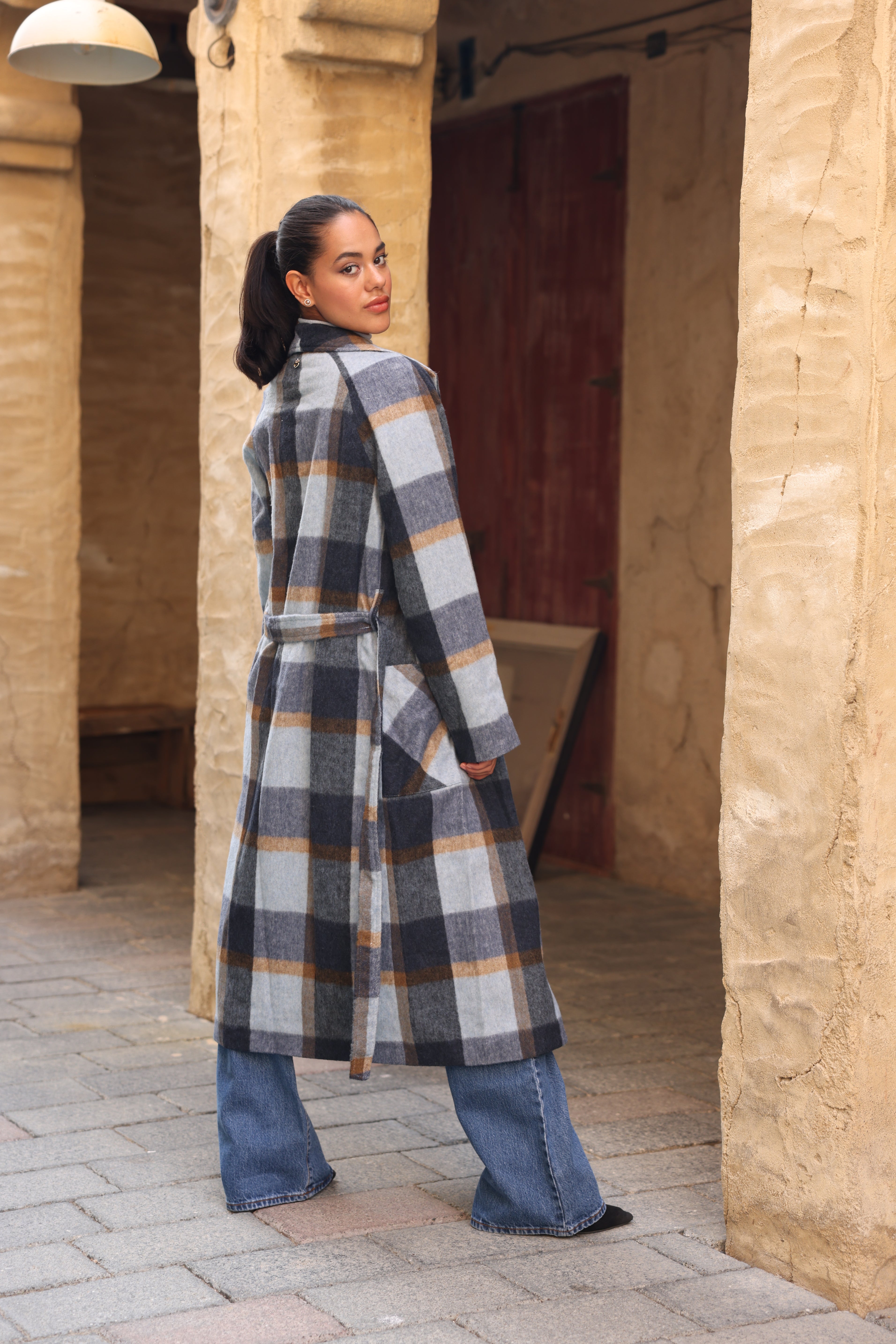 Sistes Women’s Long Belted Coat