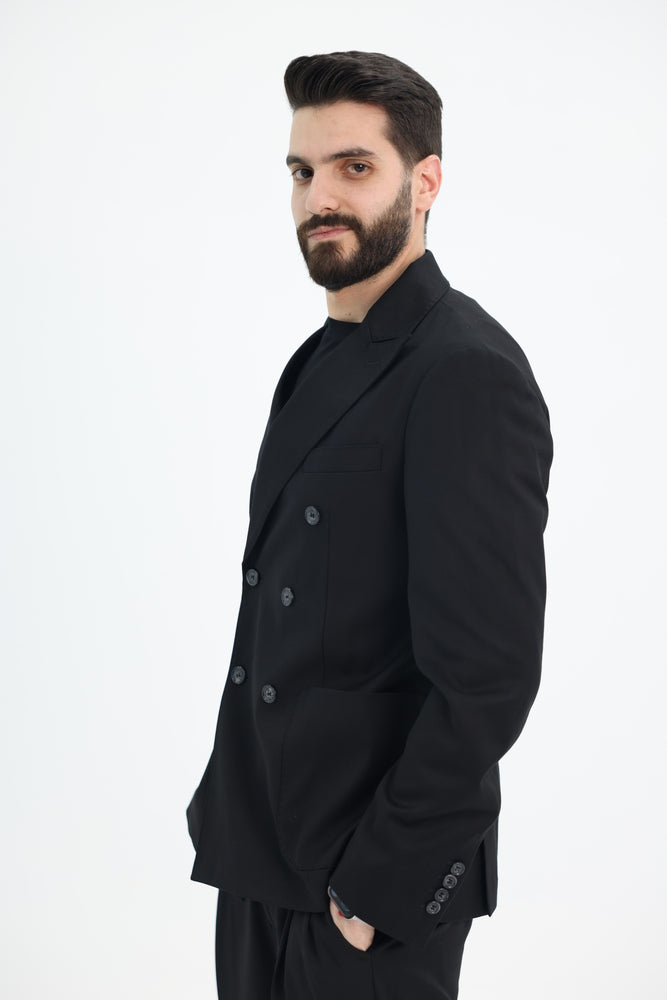 Tela N black men’s suit model wearing suit close up view