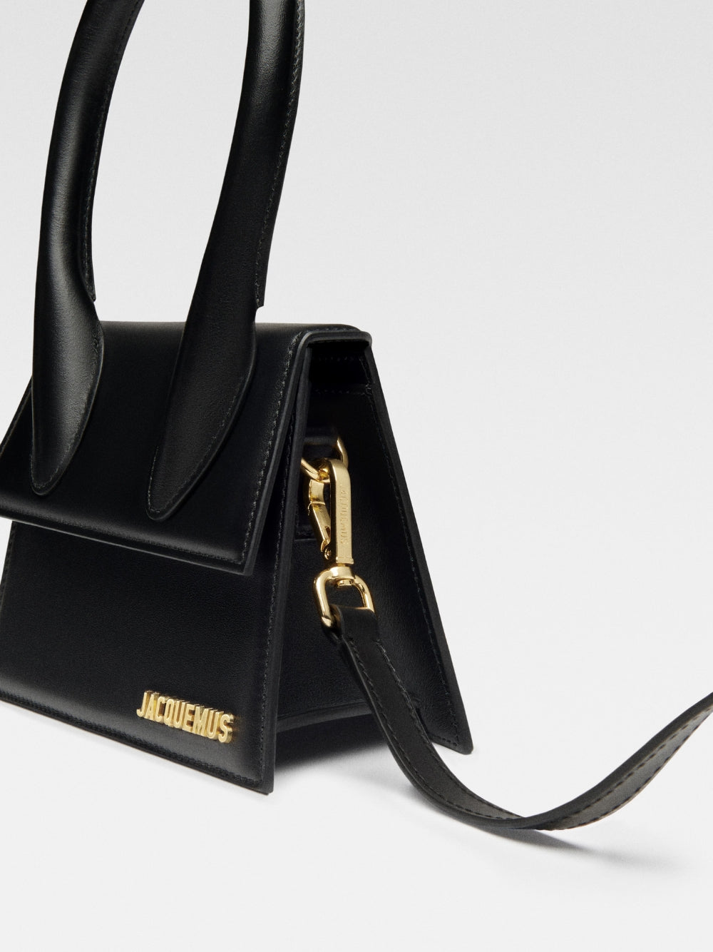 Jacquemus Black leather Le Chiquito moyen bag