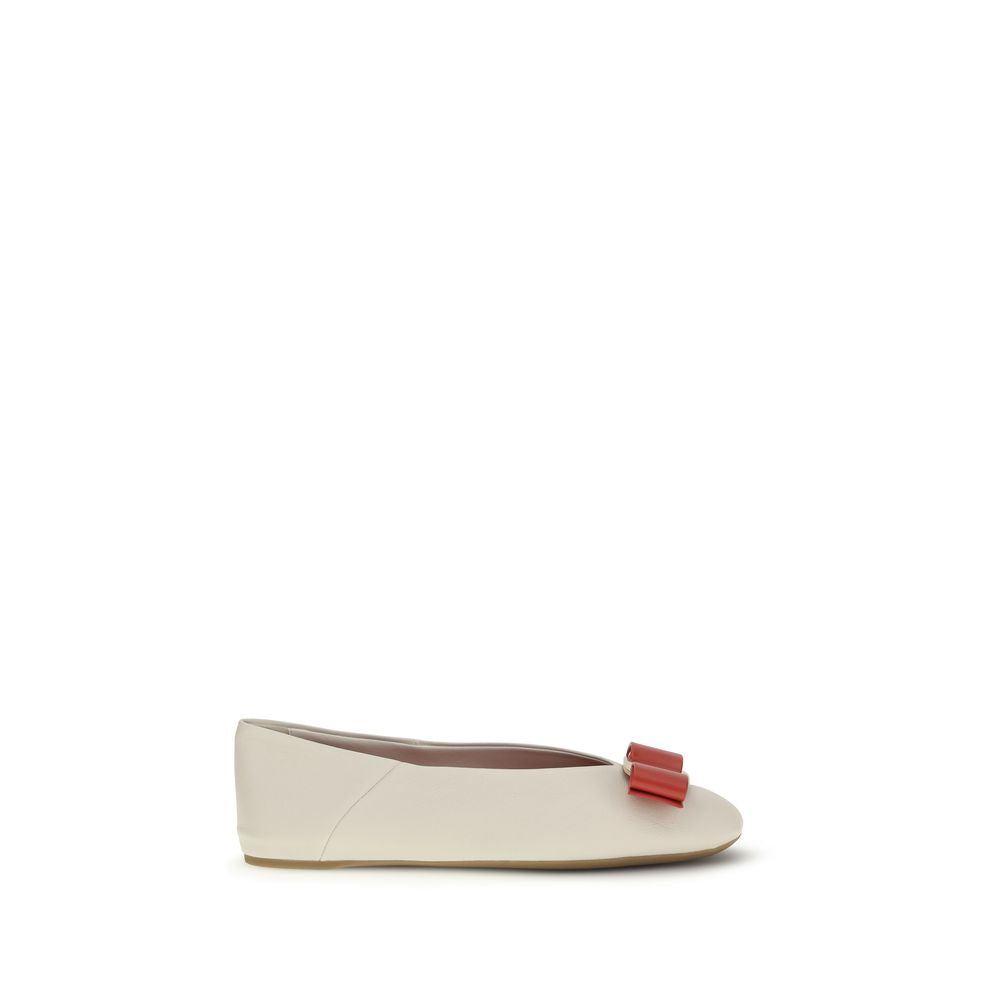 Ferragamo White Calf Leather Bos Taurus Ballet Flats - Luxe Marca