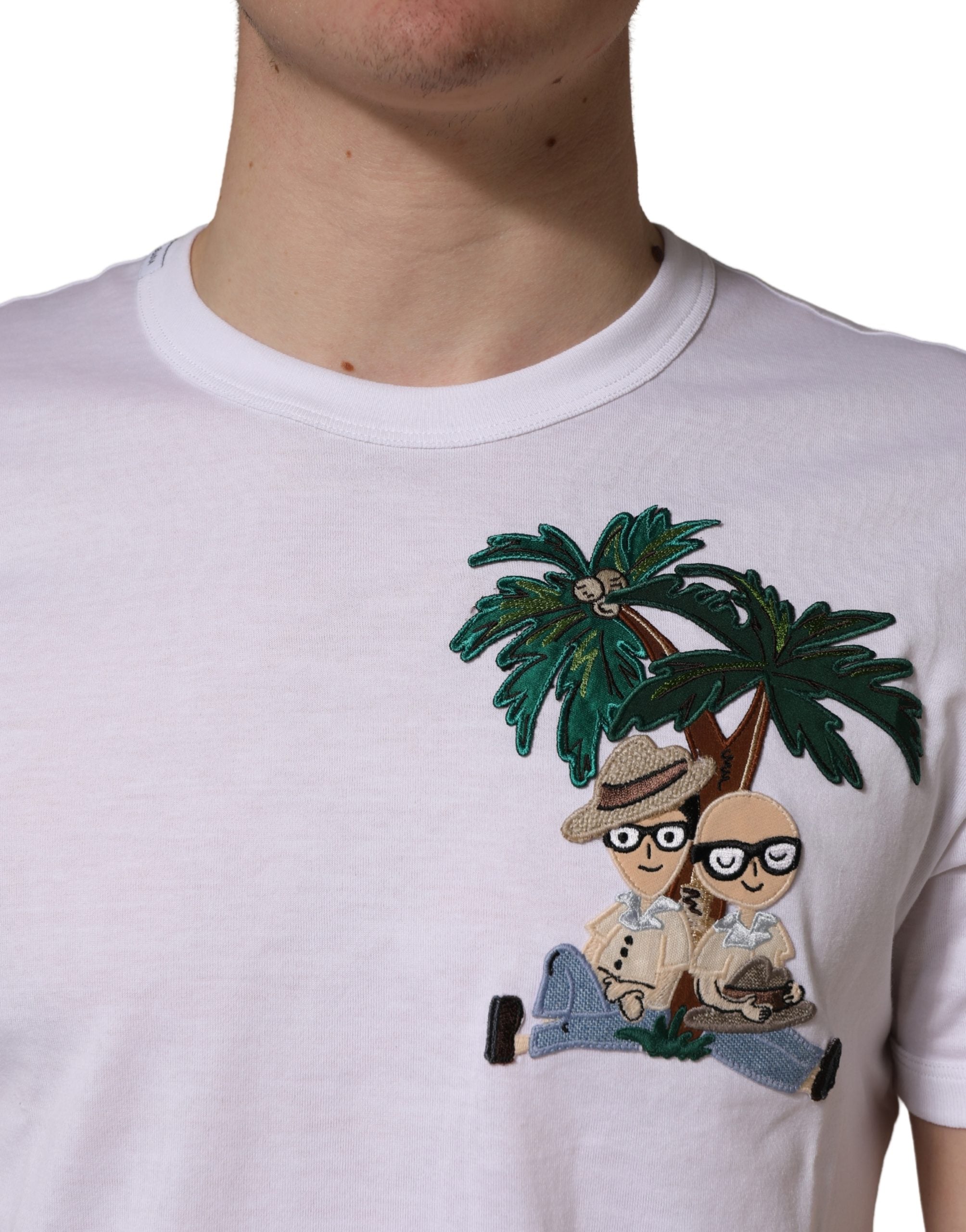 تيشيرت رجالي أبيض مطرز بنقشة النخيل من دولتشي آند غابانا، بياقة دائرية