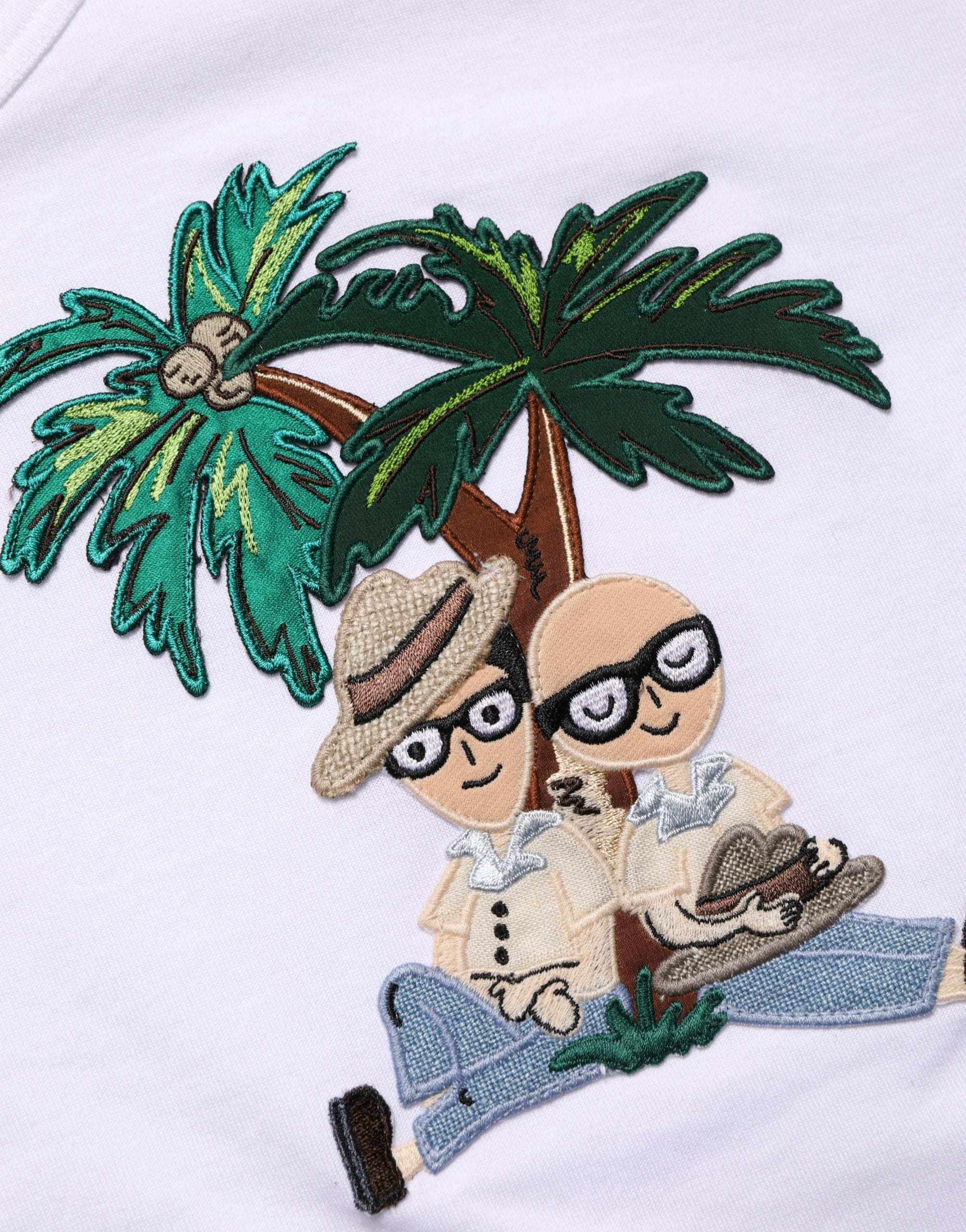 تيشيرت رجالي أبيض مطرز بنقشة النخيل من دولتشي آند غابانا، بياقة دائرية