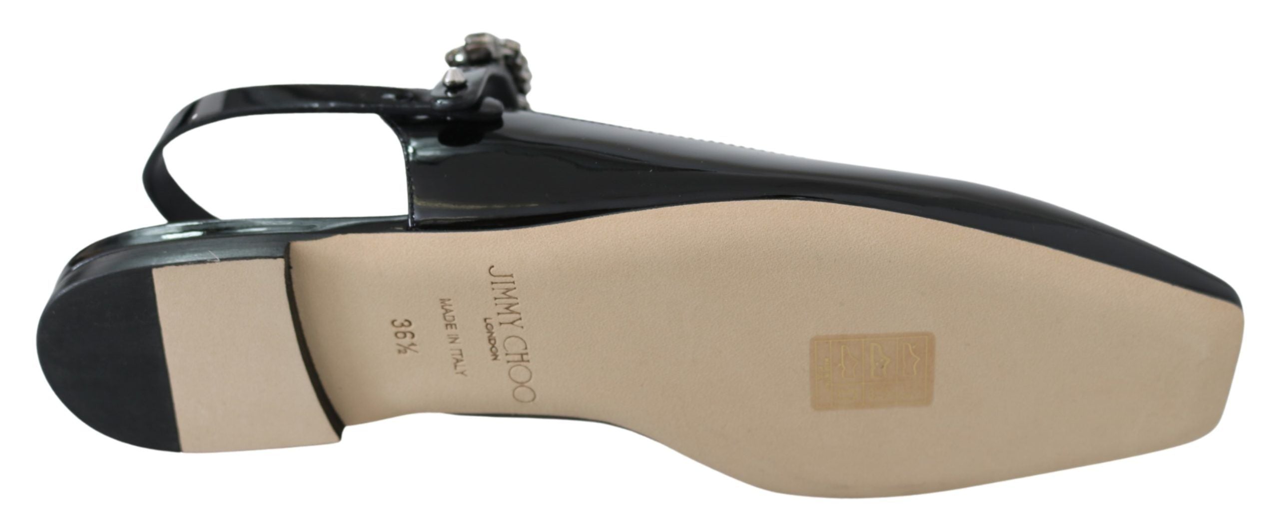 حذاء مسطح أنيق من جيمي تشو باللون الأسود اللامع مع لمسات من الكريستال