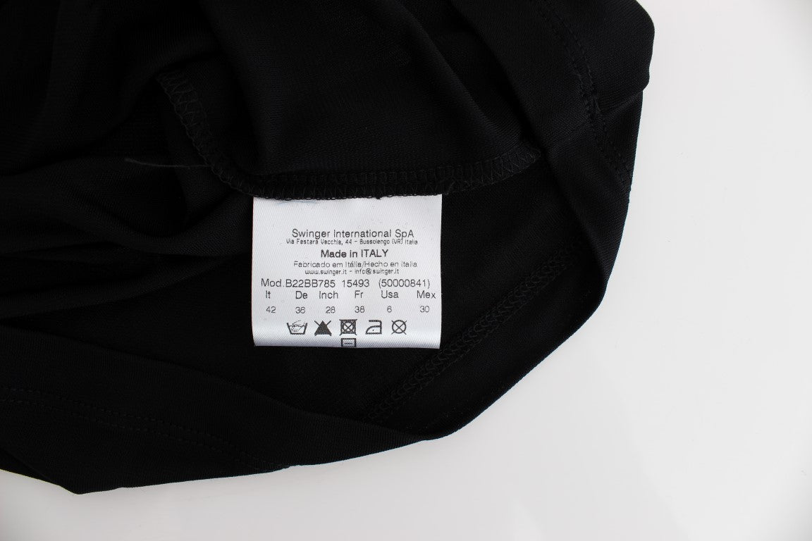 فستان روكوباروكو قصير من قماش الجيرسي المزخرف باللون الأسود