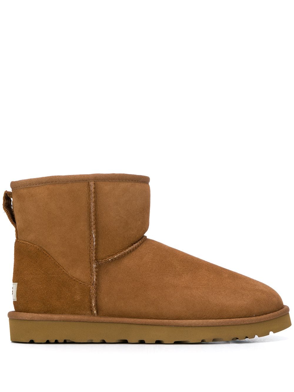 أحذية Ugg Australia الكلاسيكية القصيرة