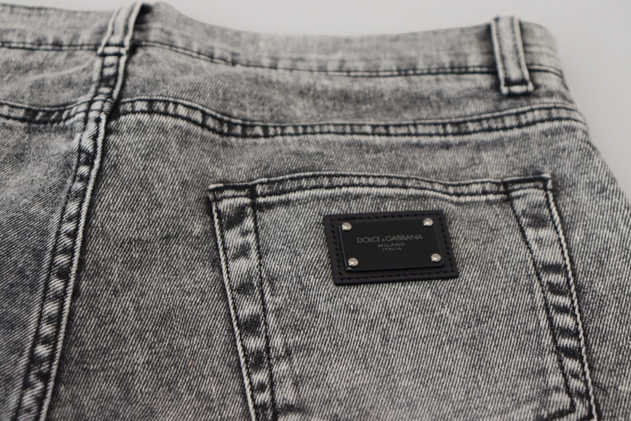 بنطلون جينز دولتشي آند غابانا رمادي بقصّة Slim Fit Wash Stretch Cotton Denim