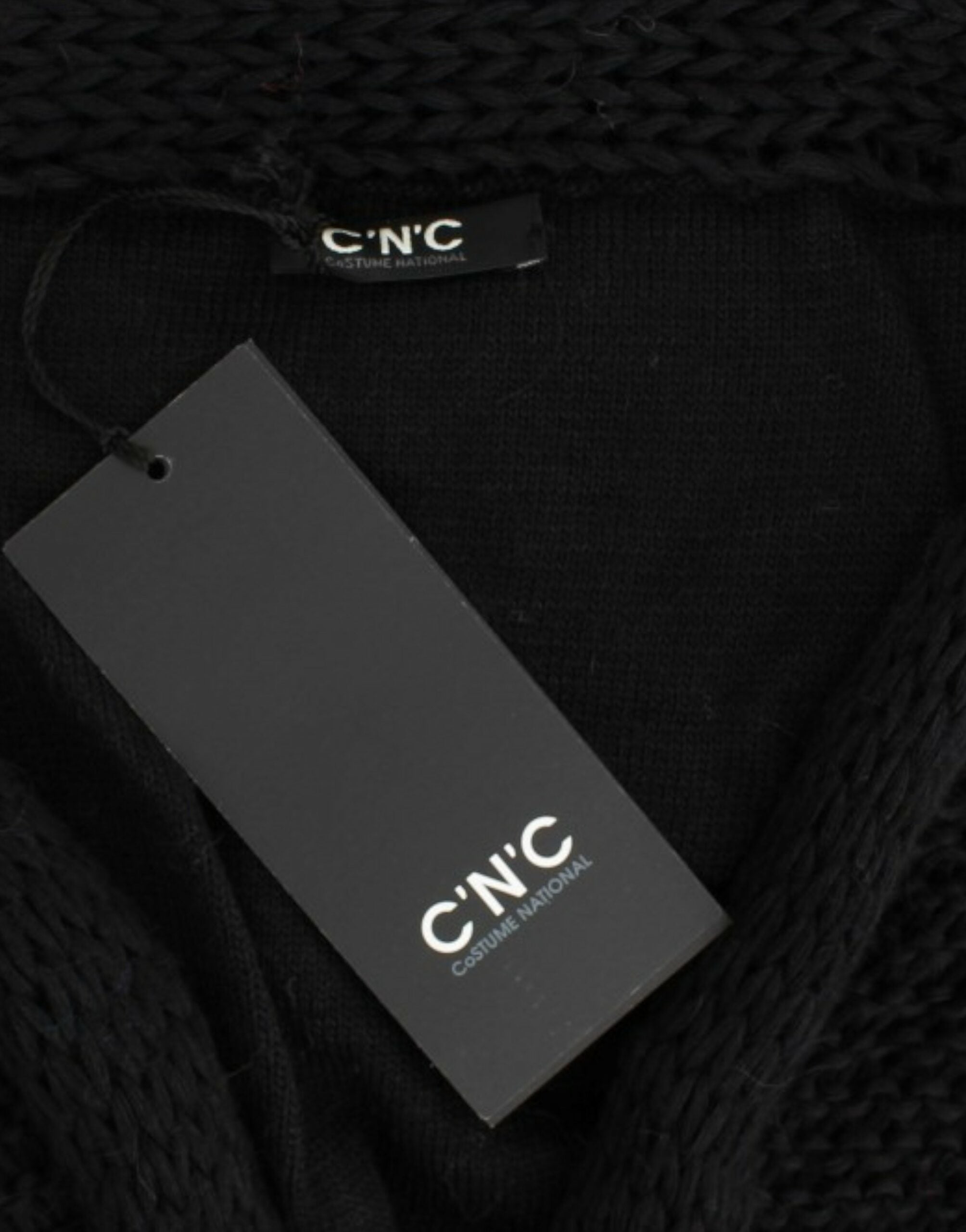 سترة كارديجان سوداء محبوكة بدون أكمام من كوستيوم ناشيونال