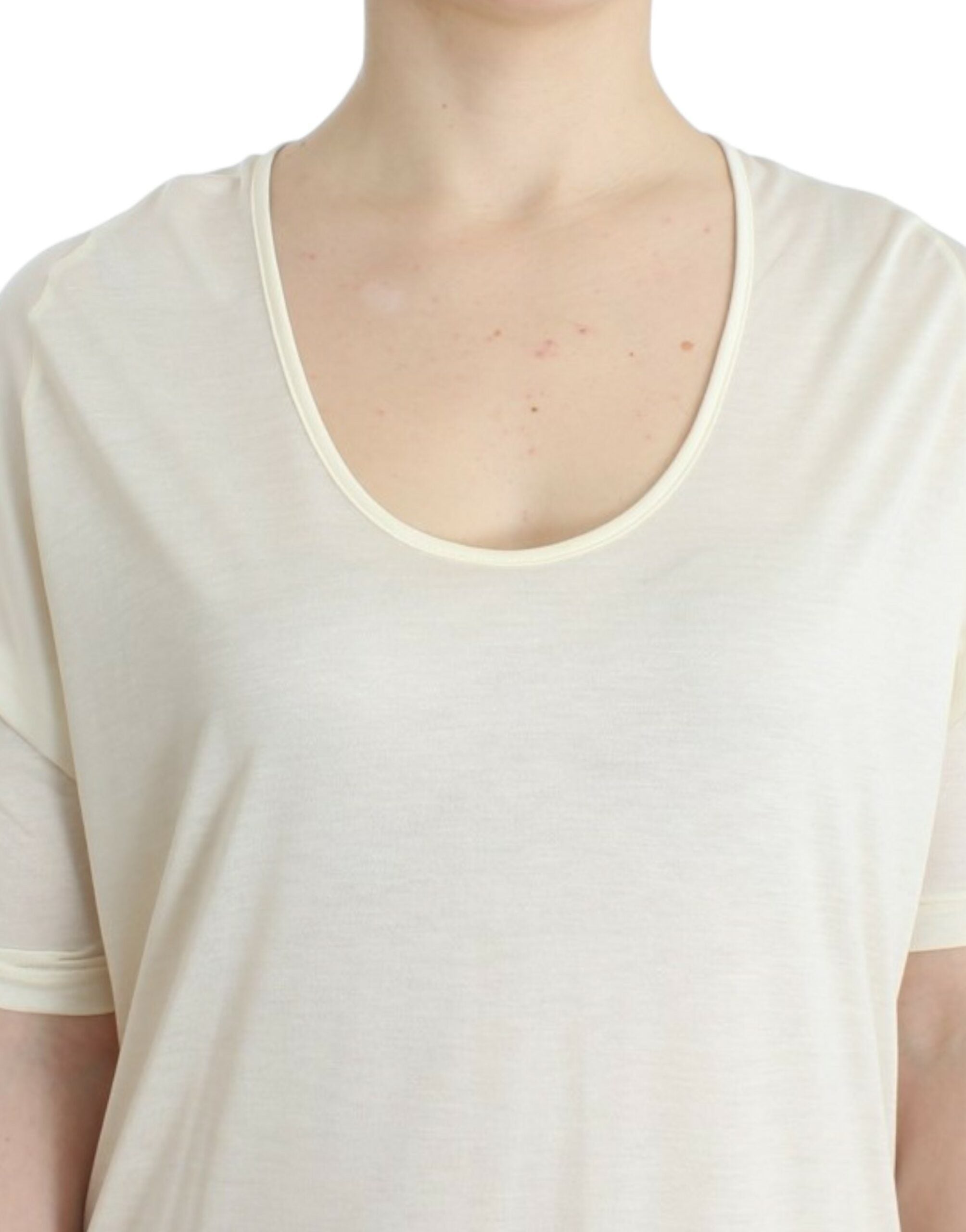 فستان أنبوبي من مودال أبيض وطني من كوستيوم