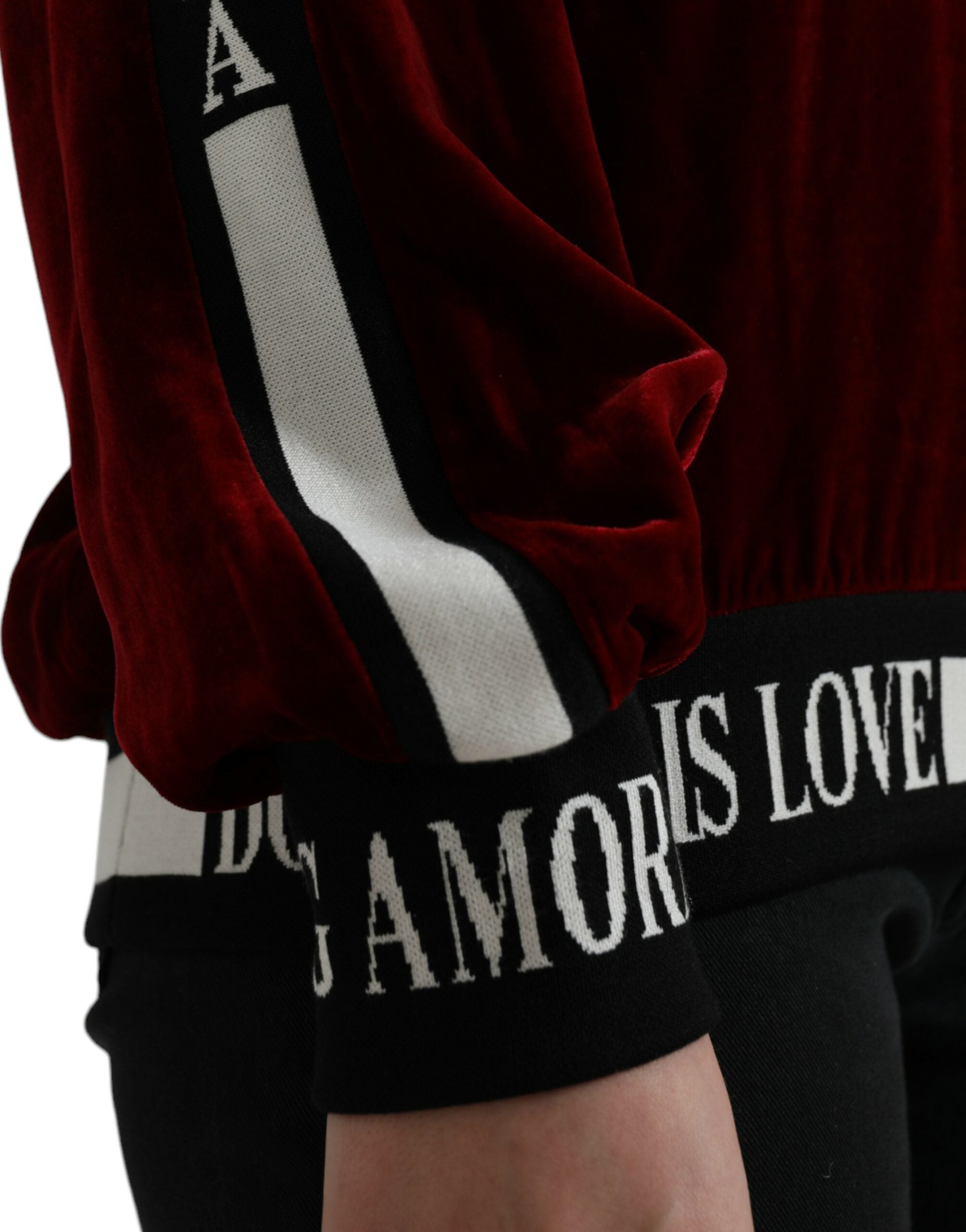 سترة دولتشي آند غابانا بوردو المخملية بياقة دائرية