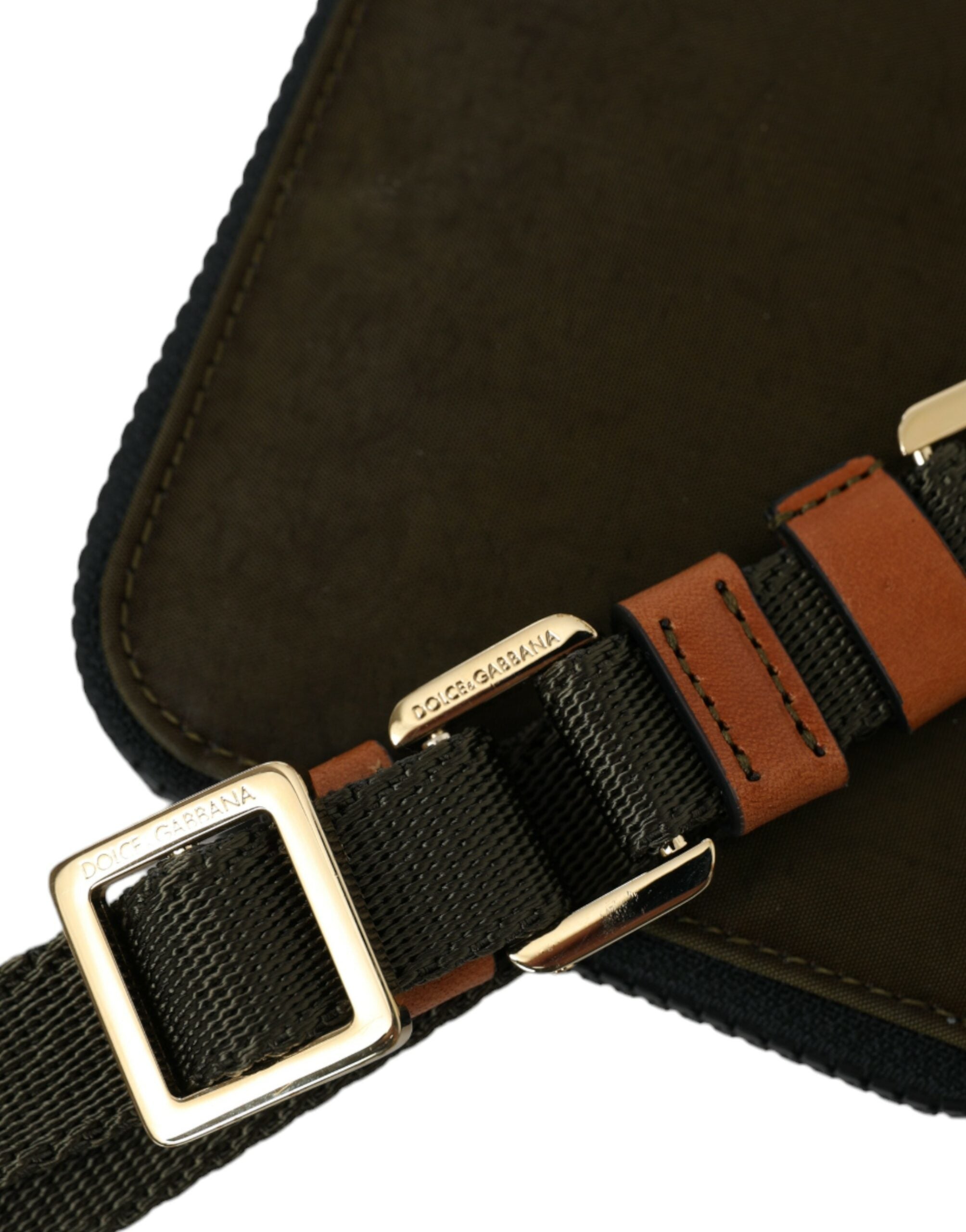 مجموعة حقائب دولتشي آند غابانا متعددة الوظائف من النايلون باللون الأخضر الداكن مع شعار دولتشي آند غابانا، قطعتين