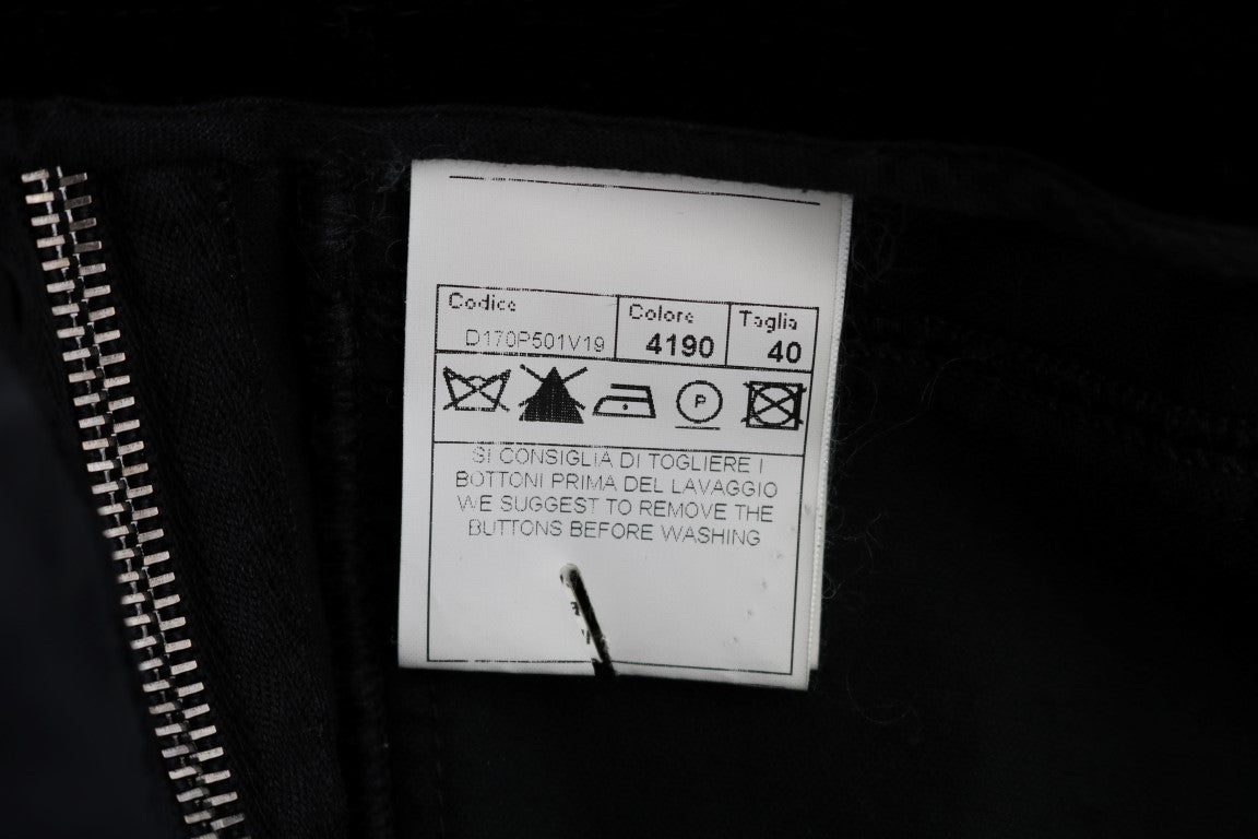 بنطلون قصير من المخمل من مزيج الفيسكوز باللون الأسود من إيرمانو شيرفينو