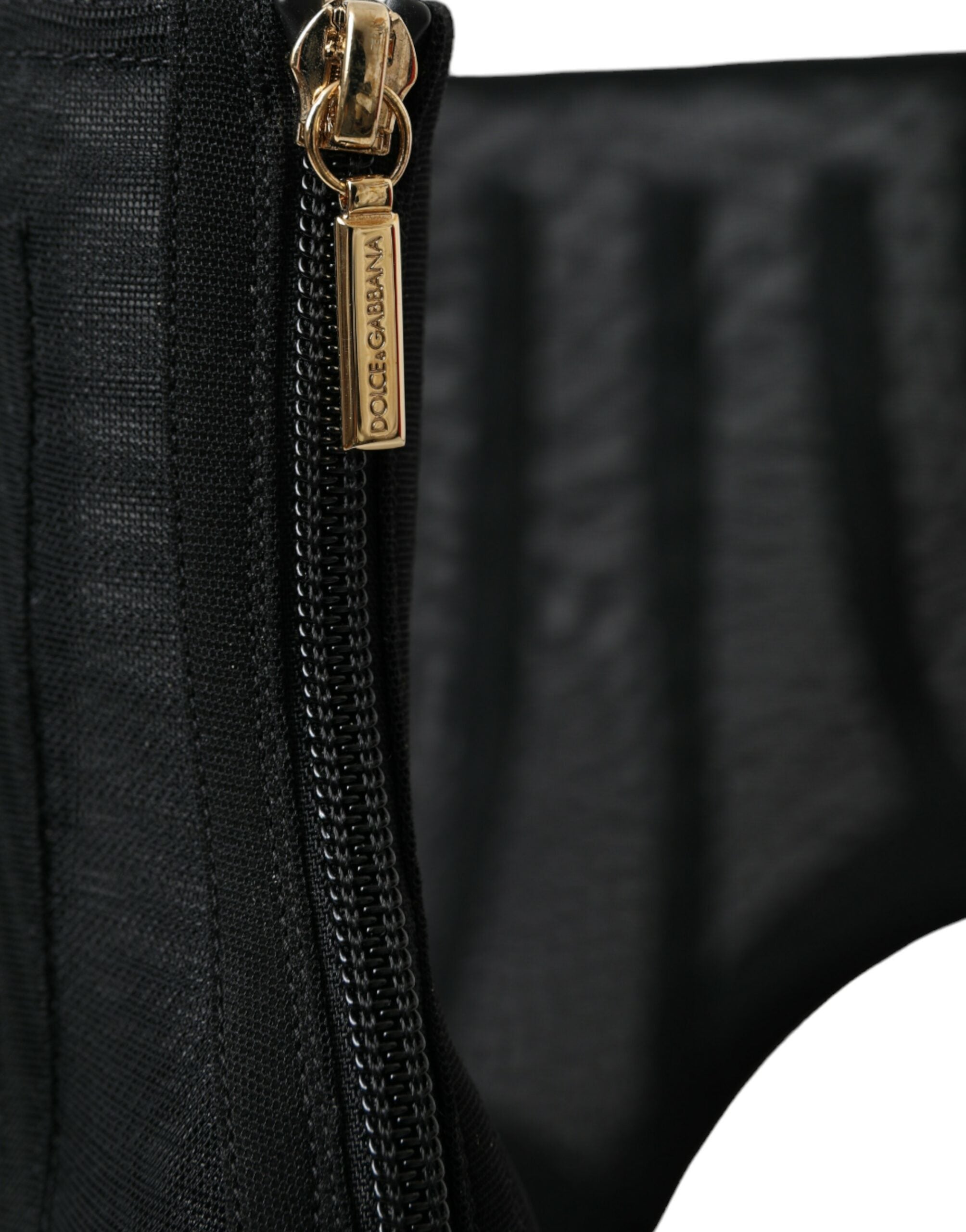 حذاء دولتشي آند غابانا أسود شبكي بكعب ستيليتو وأحذية طويلة للكاحل