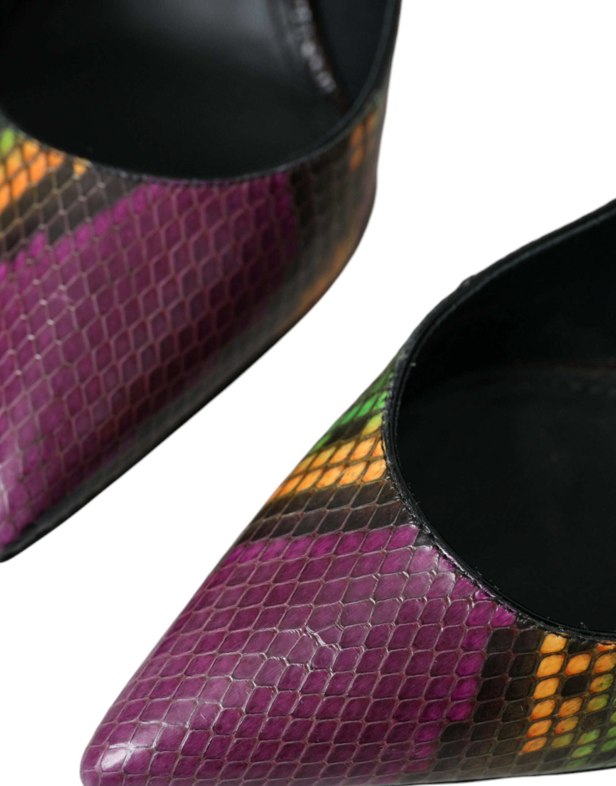 حذاء دولتشي آند غابانا متعدد الألوان بكعب عالٍ من الجلد الغريب