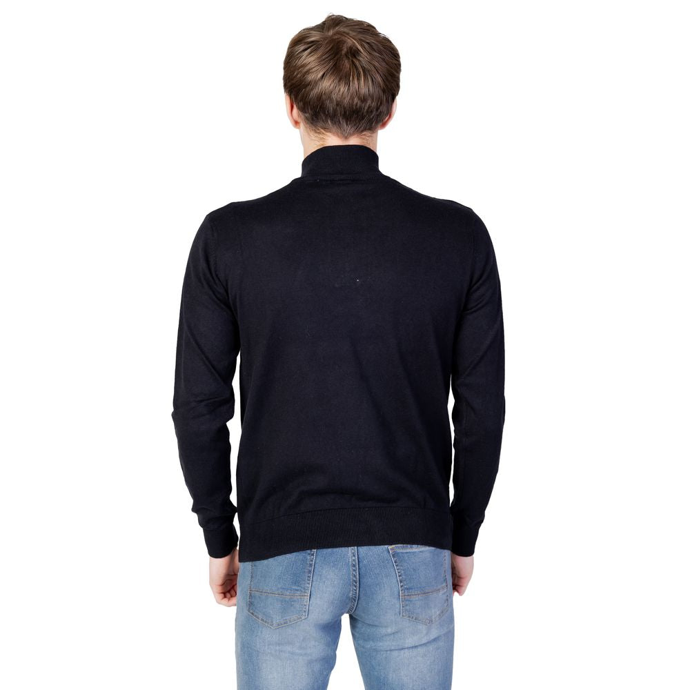 سترة قطنية سوداء من US POLO ASSN