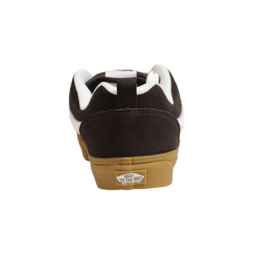 حذاء رياضي من الجلد المدبوغ باللون البني من فانز