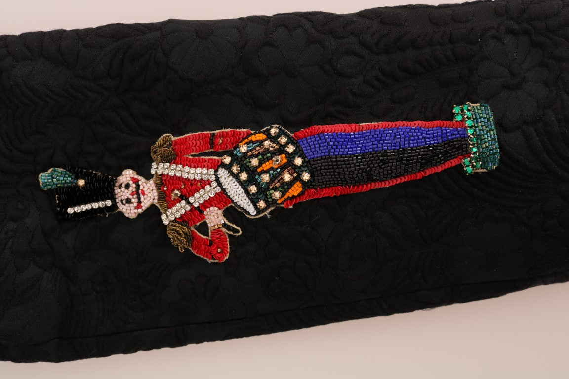 سترة بليزر مزينة بالكريستال الزهري الساحر