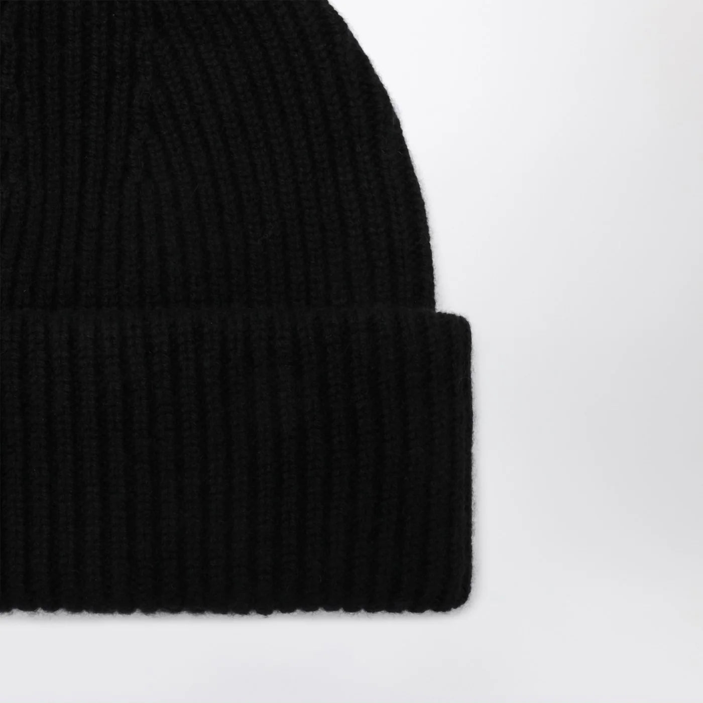 ALMADA LABEL Black wool and cashmere beanie