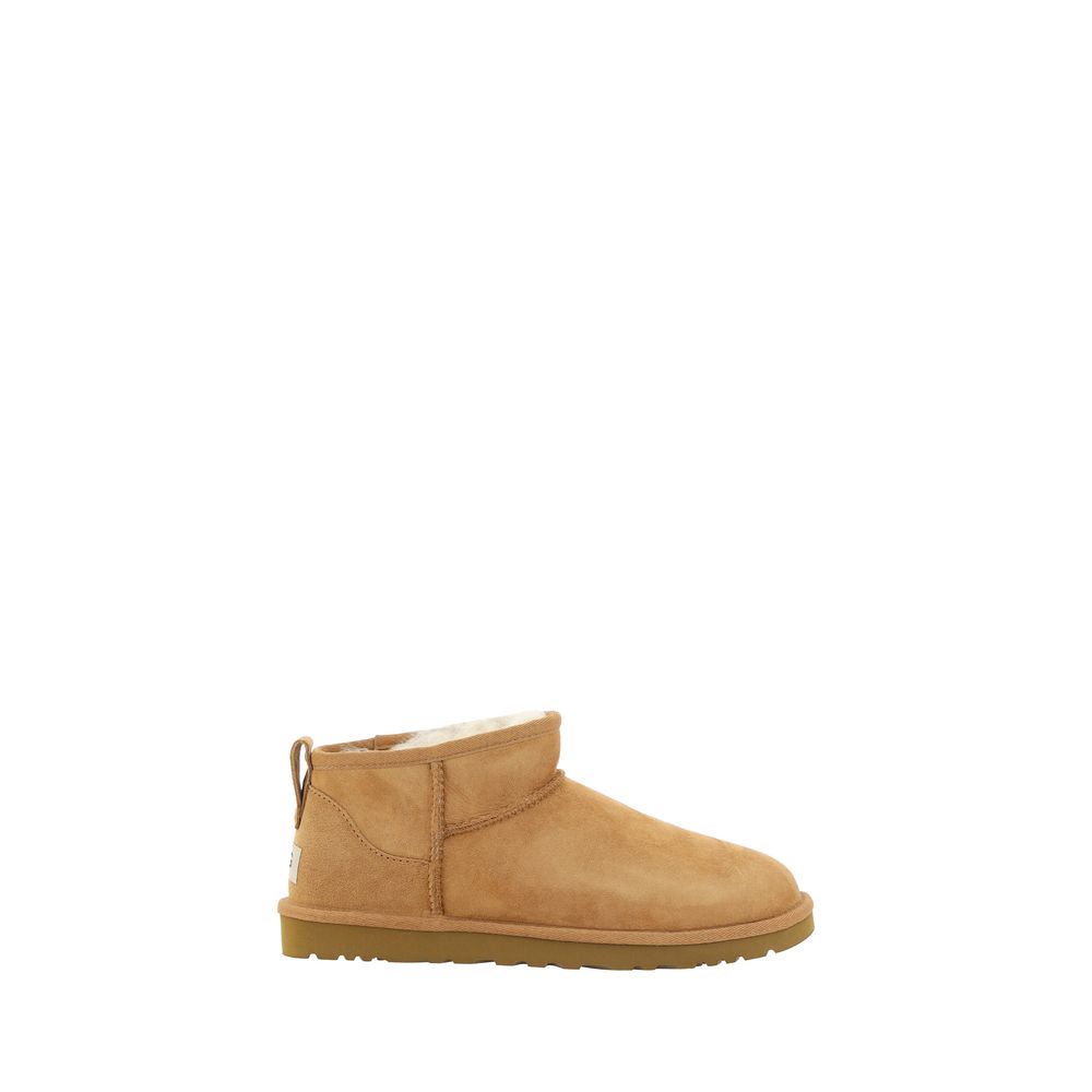 حذاء UGG Ultra Mini للكاحل