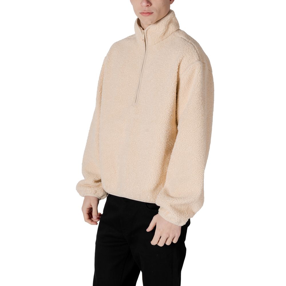 جاكيت كالفن كلاين جينز من البوليستر المعاد تدويره باللون الكريمي