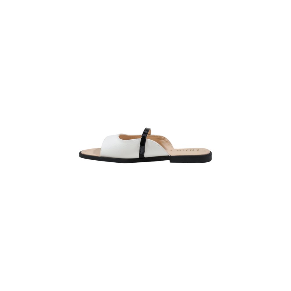 Black And White Polyethylene Sandal