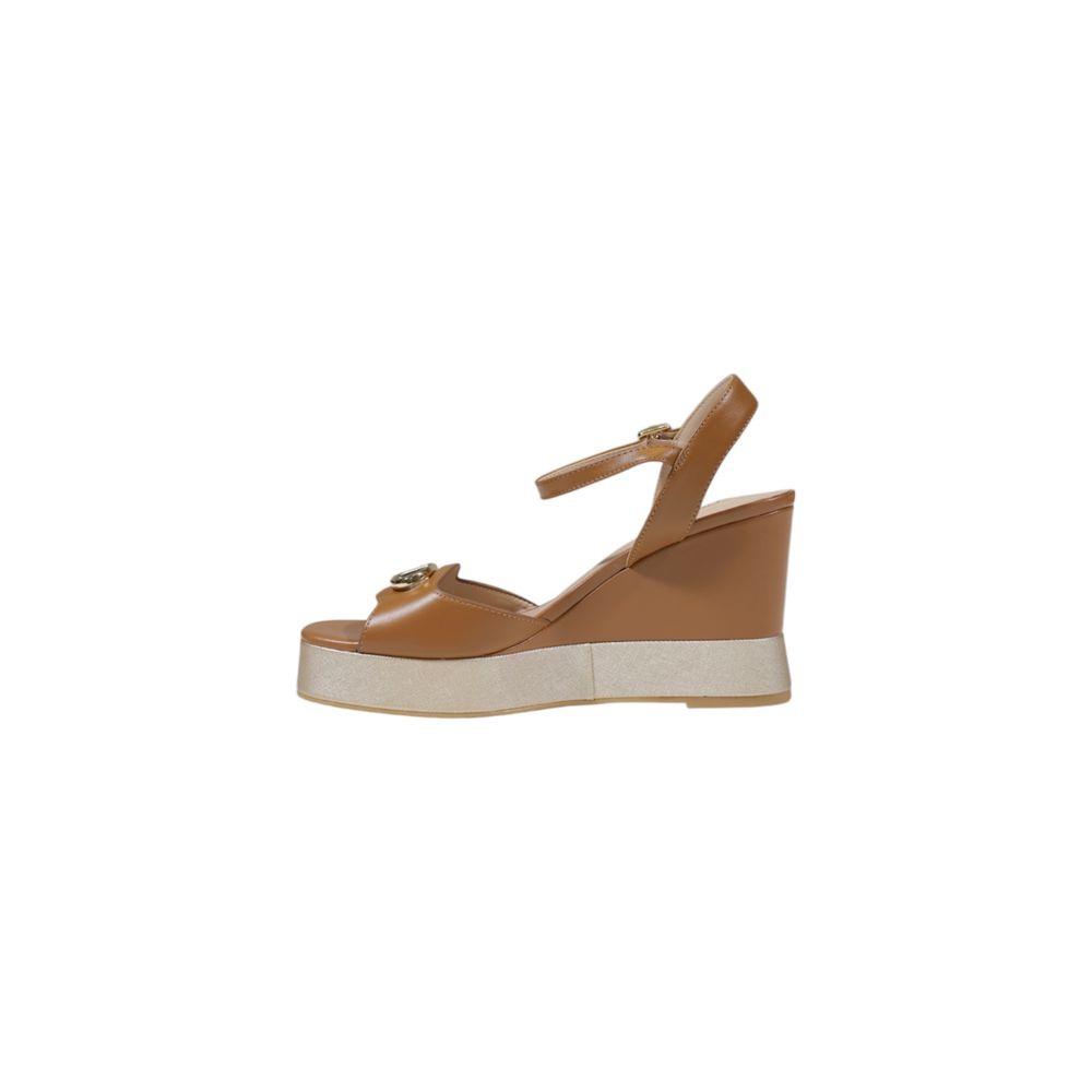 Beige Leather Sandal