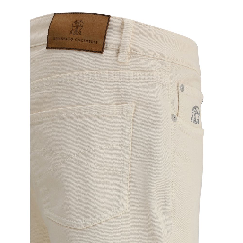 Jeans with turn-up hem