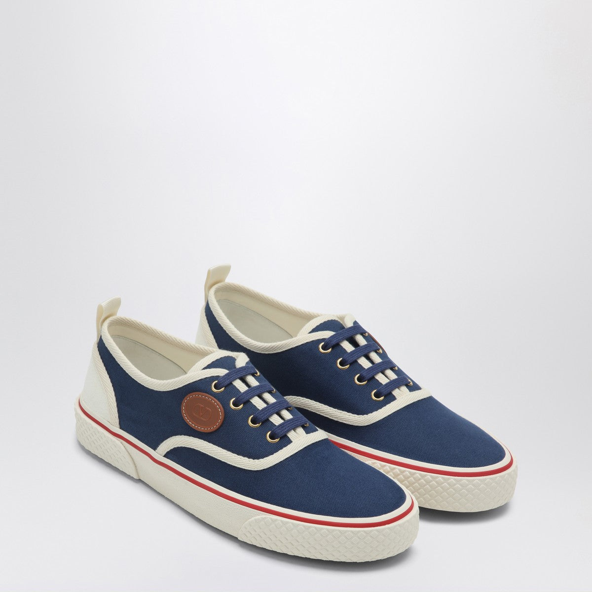 Valentino Garavani Valentino Garavani Sneaker Nojoke in blue and white canvas