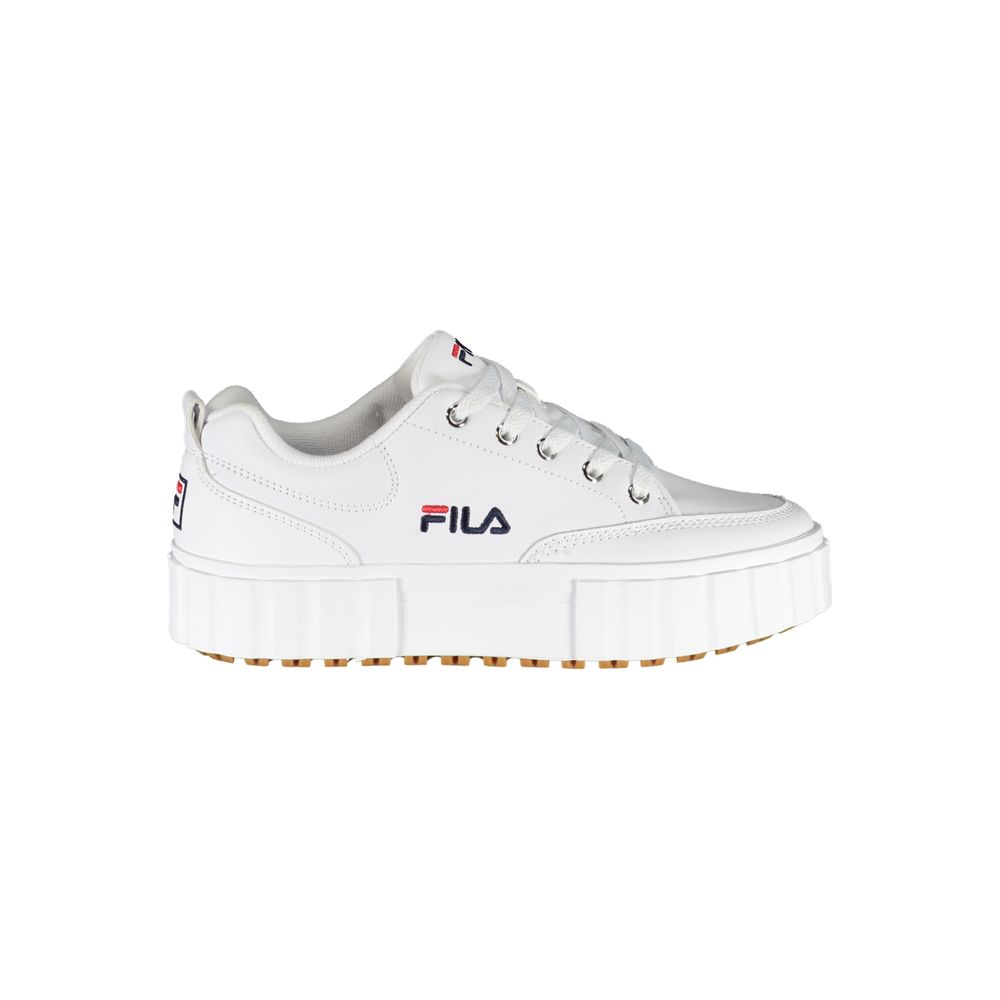 Fila Chic White Wedge Sneakers with Embroidered Detail - Luxe Marca