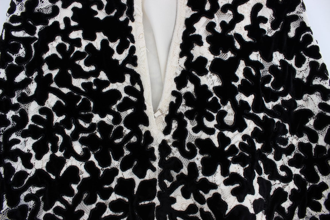 فستان دولتشي آند غابانا طويل من الدانتيل من ريكامو