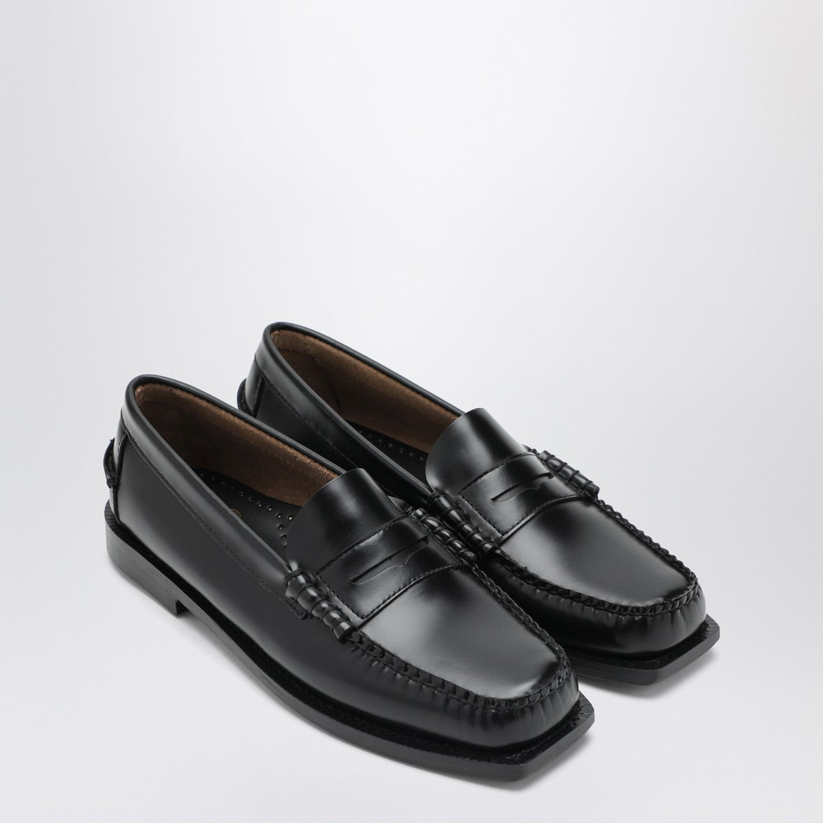 Sebago Sebago Black Madison moccasins in leather