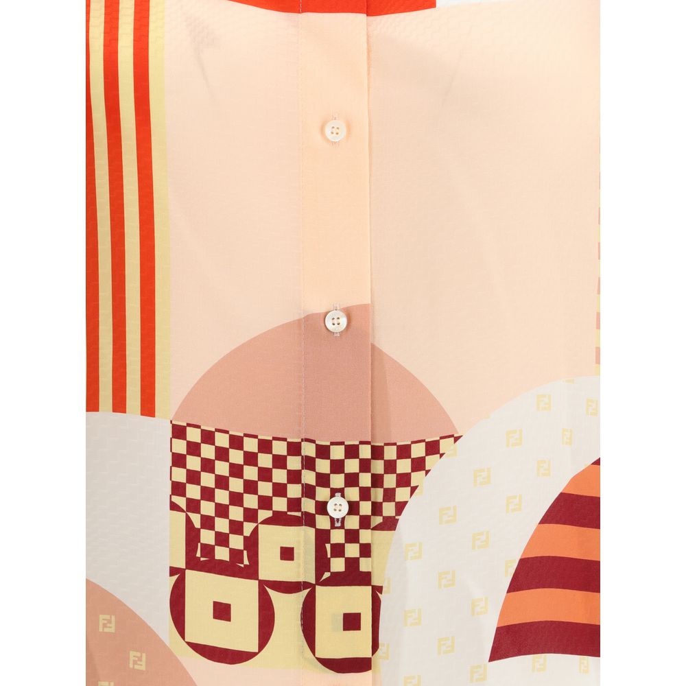 قميص فندي المرقّع