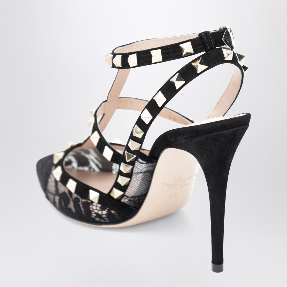 Valentino Garavani Valentino Garavani High black Rockstud lace pumps