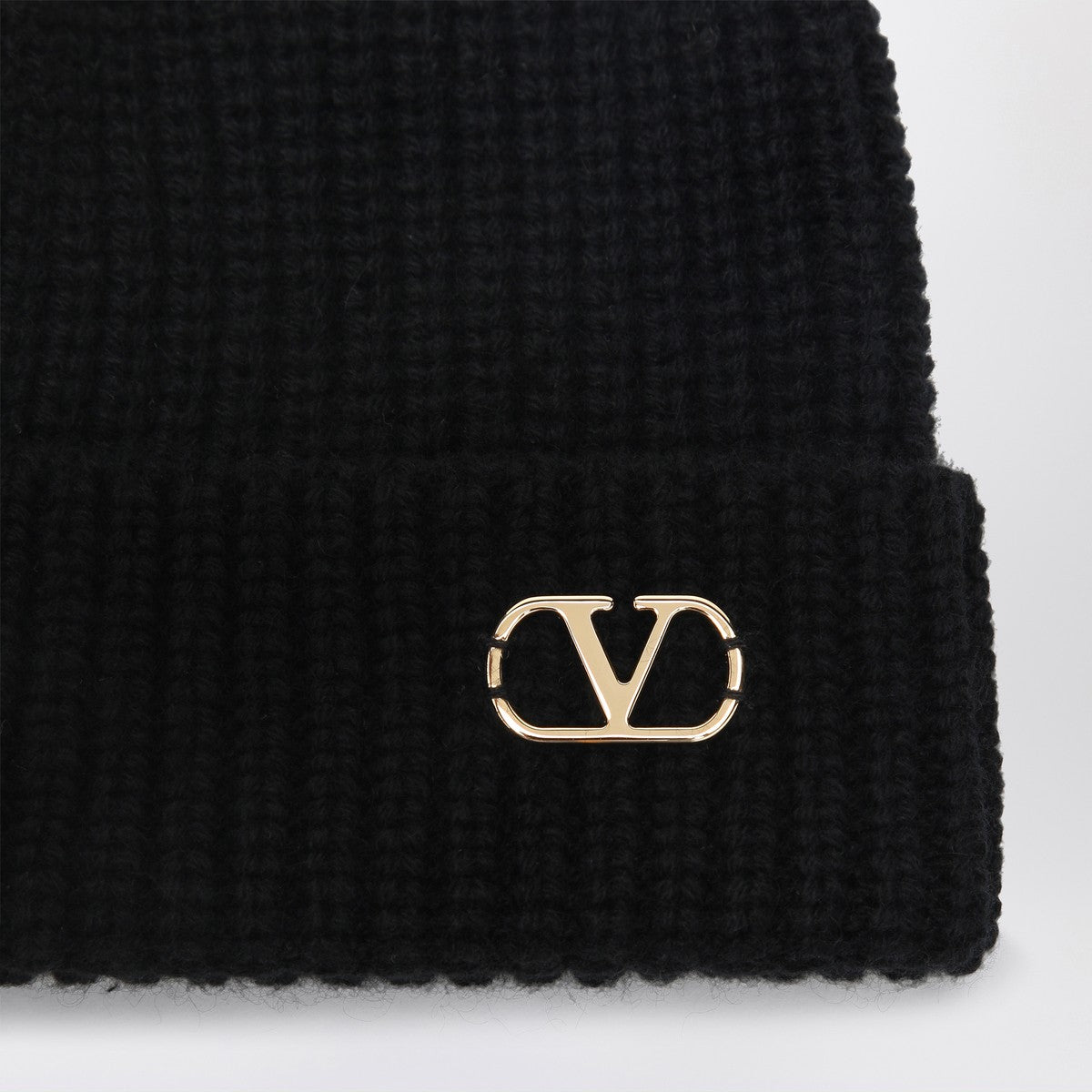 Valentino Garavani Valentino Garavani VLogo Signature beanie black in cashmere