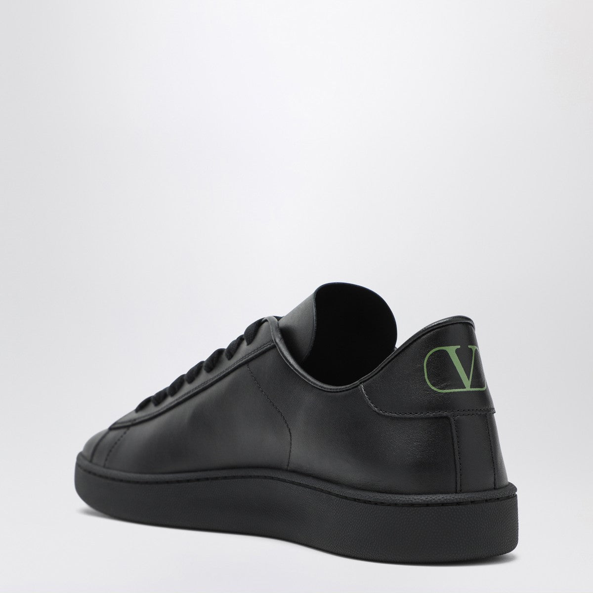 Valentino Garavani Valentino Garavani Black leather Royco sneakers