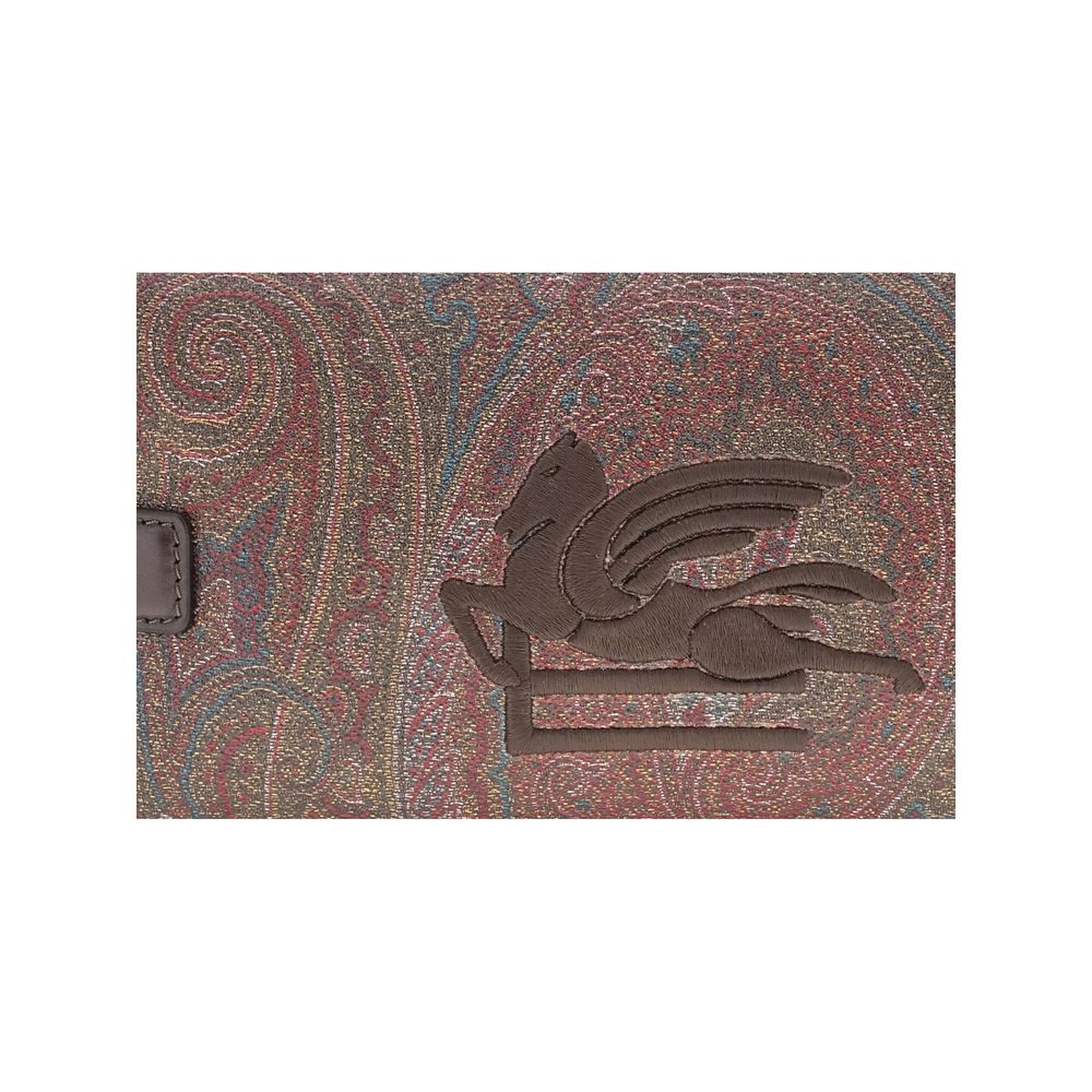 إيترو بيزلي بيوتي مع بيغاسو