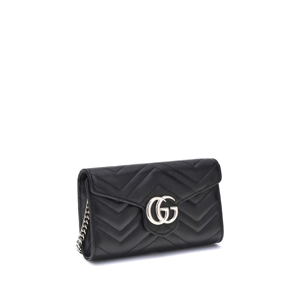 محفظة Gucci GG Marmont مع سلسلة