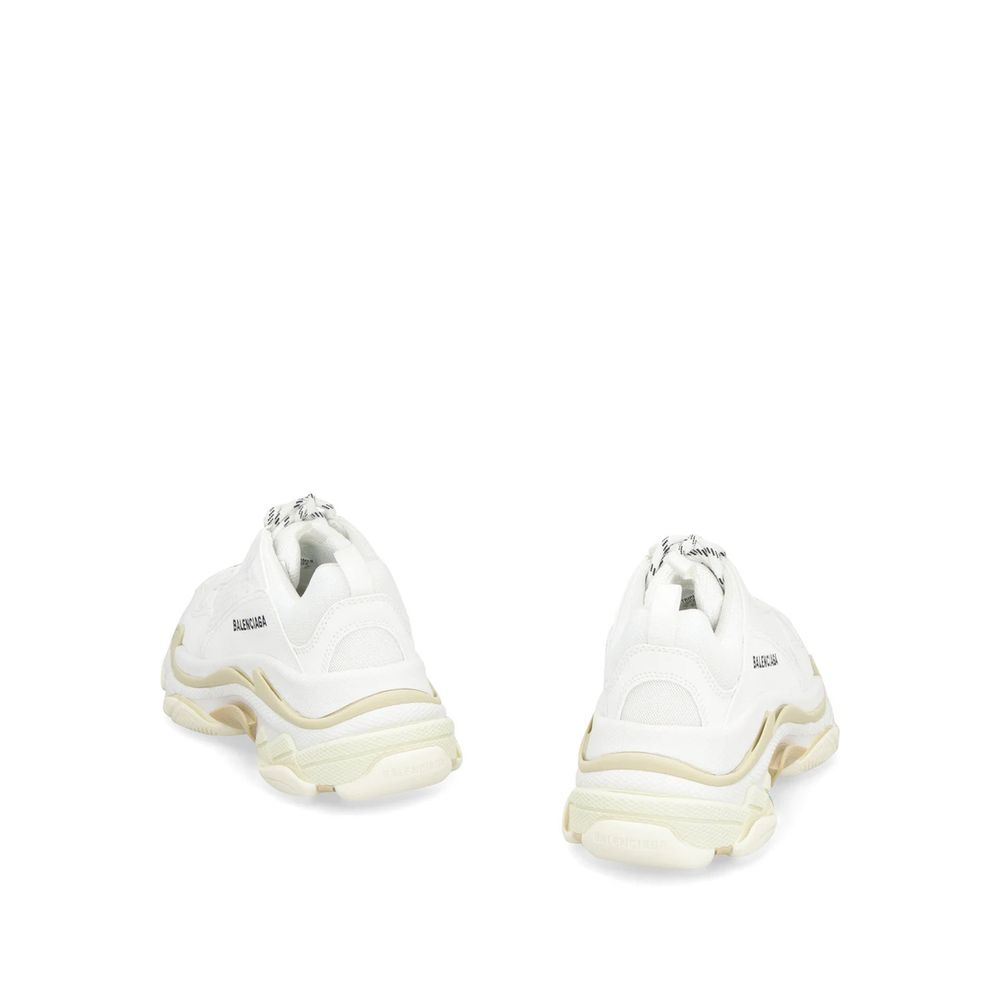 حذاء رياضي Balenciaga Triple S منخفض الرقبة