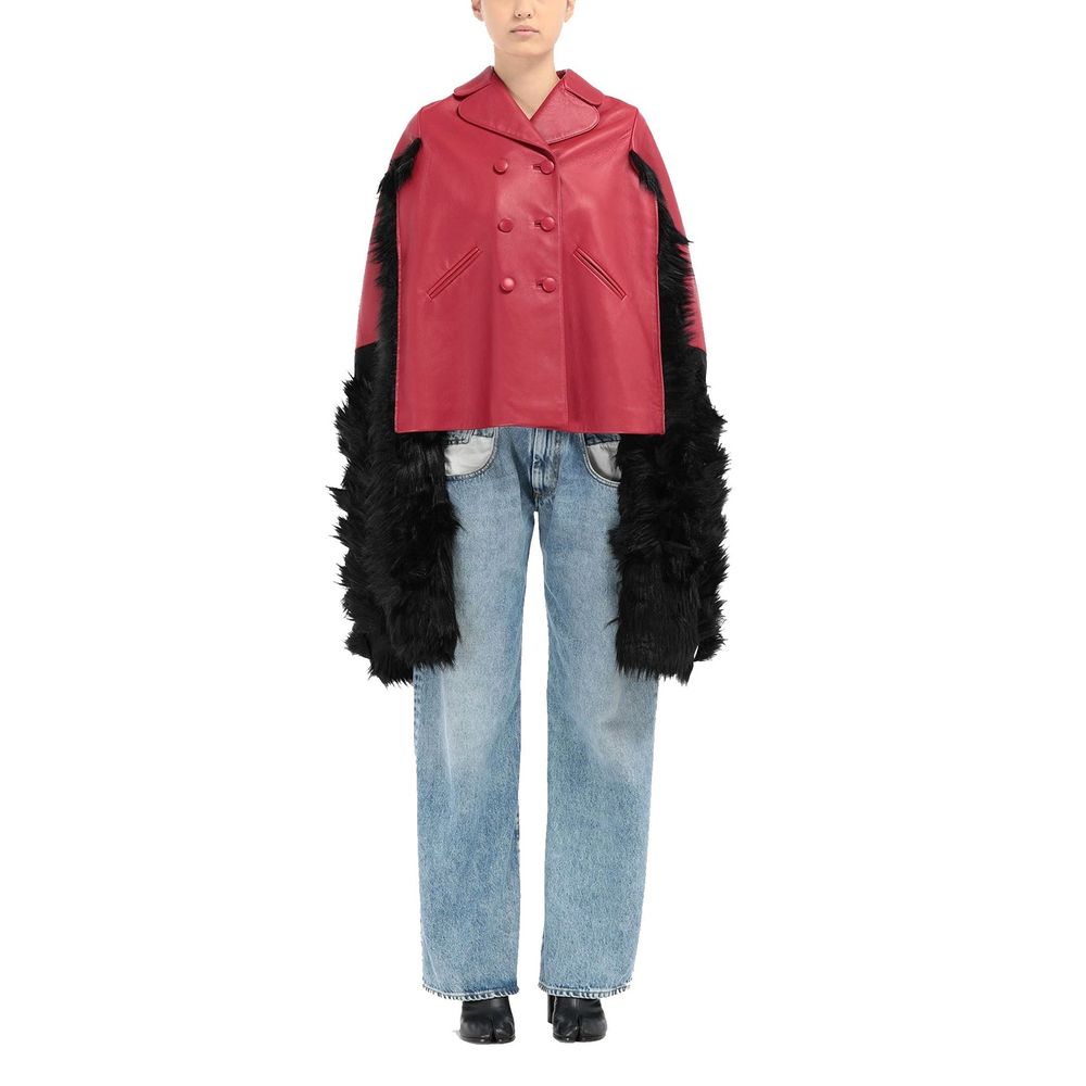 جاكيت جلدي مزين بالفرو الصناعي من Maison Margiela