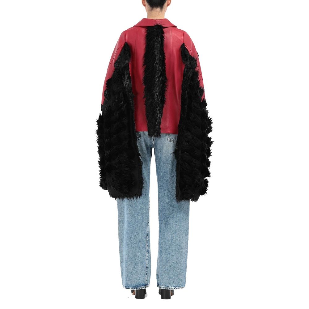 جاكيت جلدي مزين بالفرو الصناعي من Maison Margiela