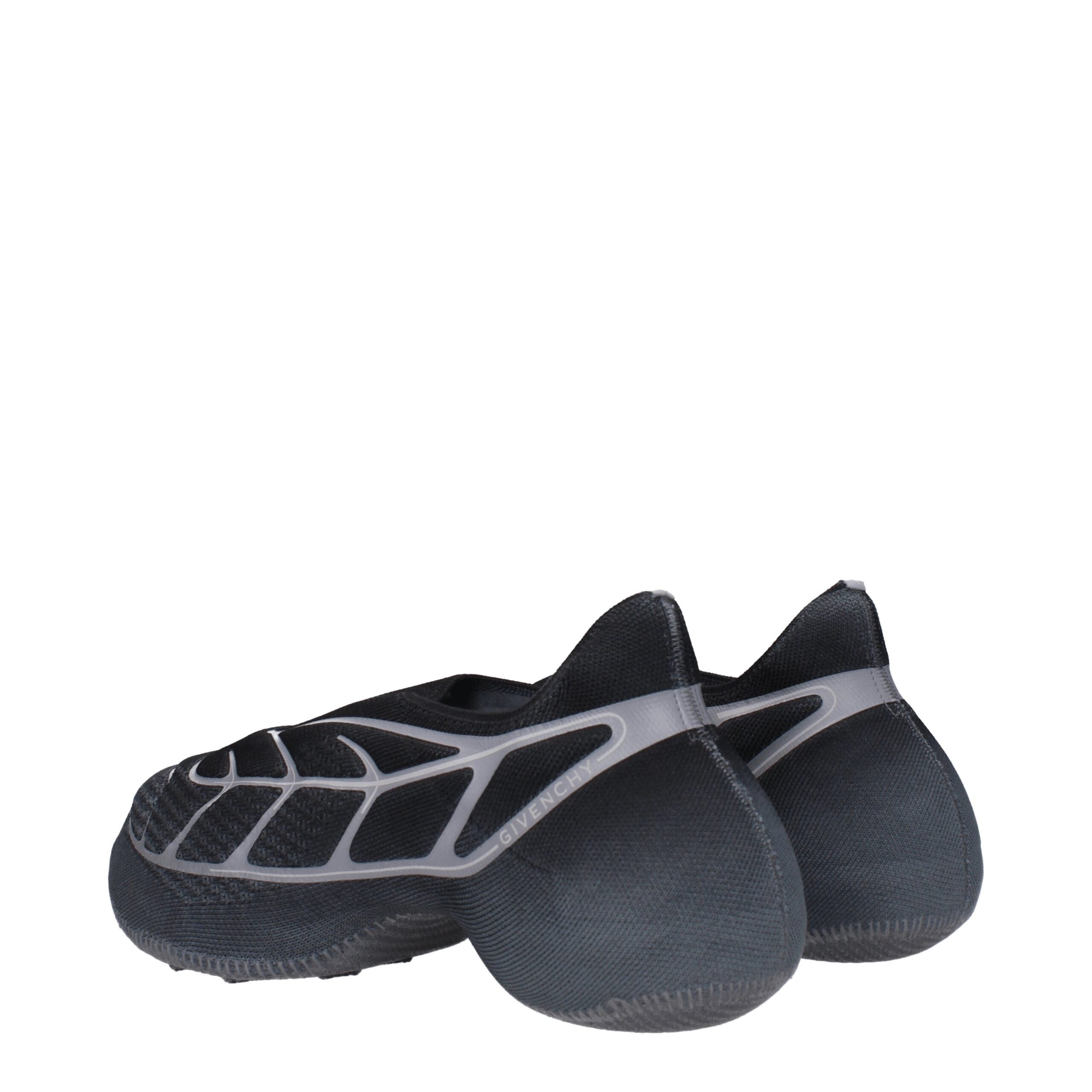 حذاء رياضي من القماش الرمادي من جيفنشي