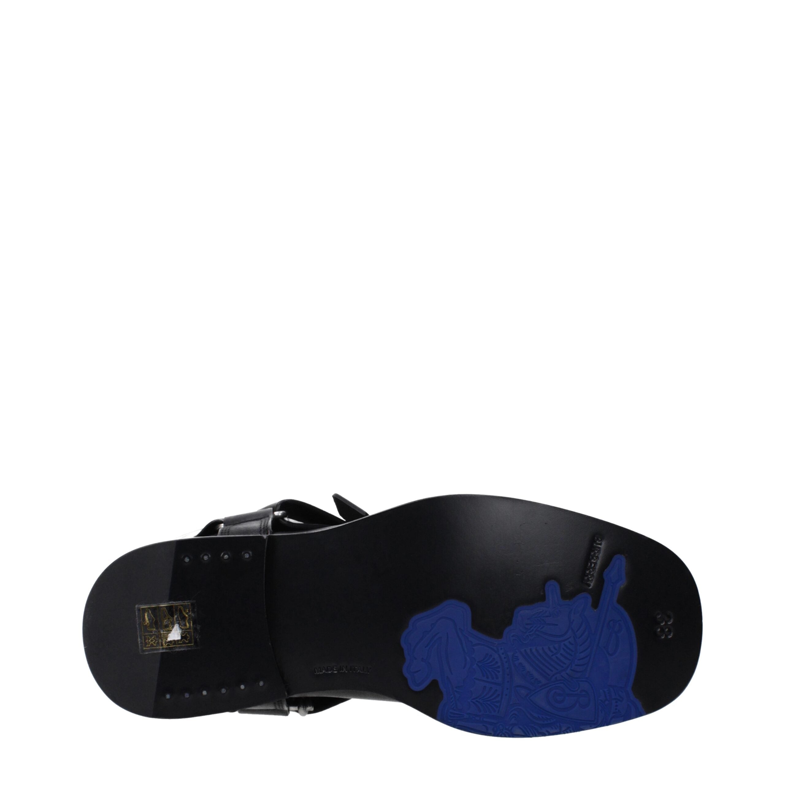 حذاء بربري الجلدي الأسود