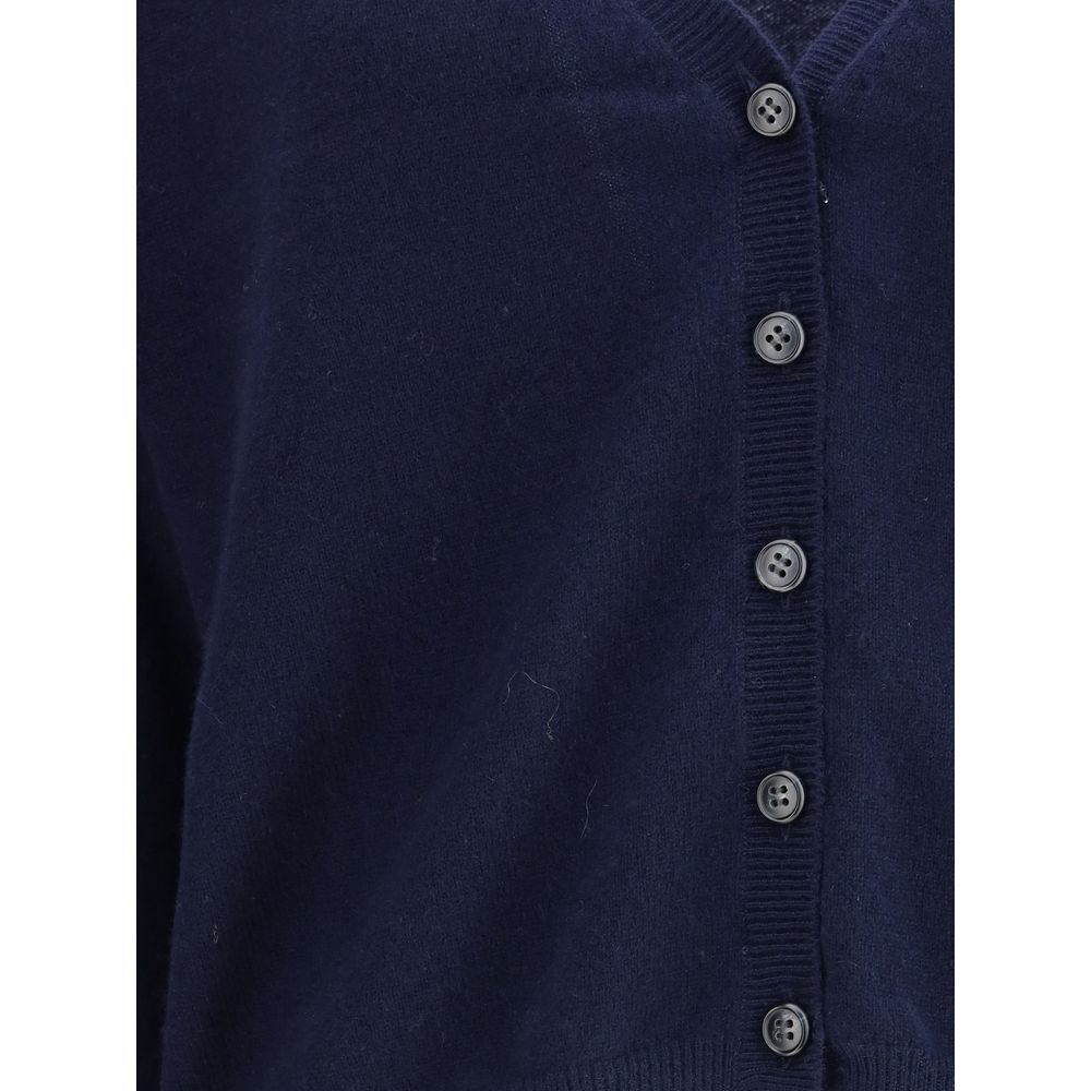 ليزا يانغ سترة الكشمير الزرقاء