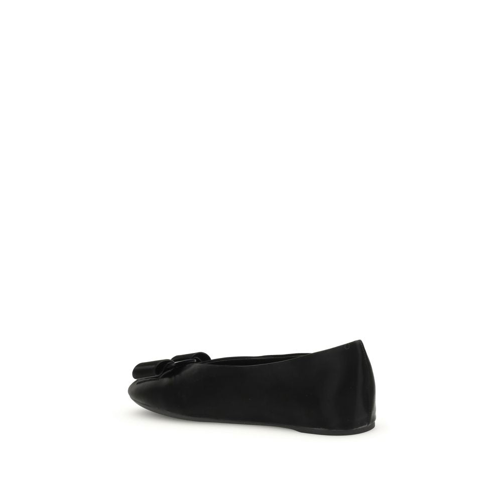 Ferragamo Vara bow Ballerinas