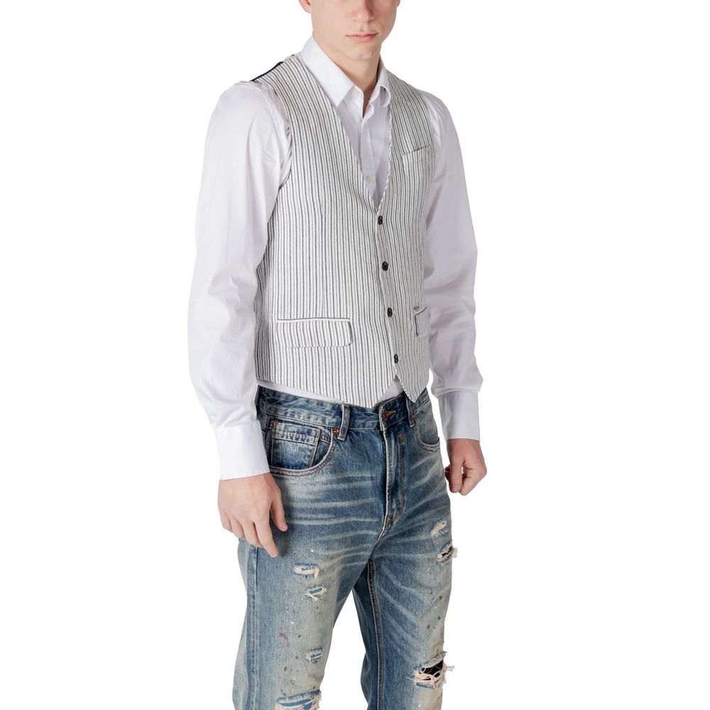 سترة من الكتان الأسود من جياني لوبو