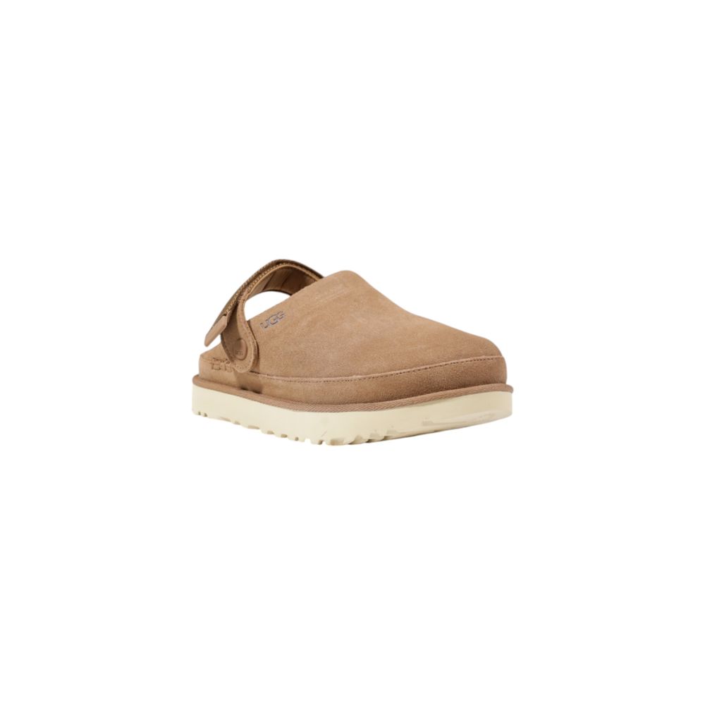 أحذية UGG ذات الكعب العالي المصنوعة من البوليستر المعاد تدويره باللون البيج