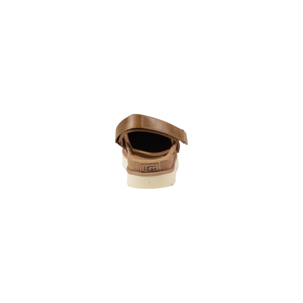 أحذية UGG ذات الكعب العالي المصنوعة من البوليستر المعاد تدويره باللون البيج