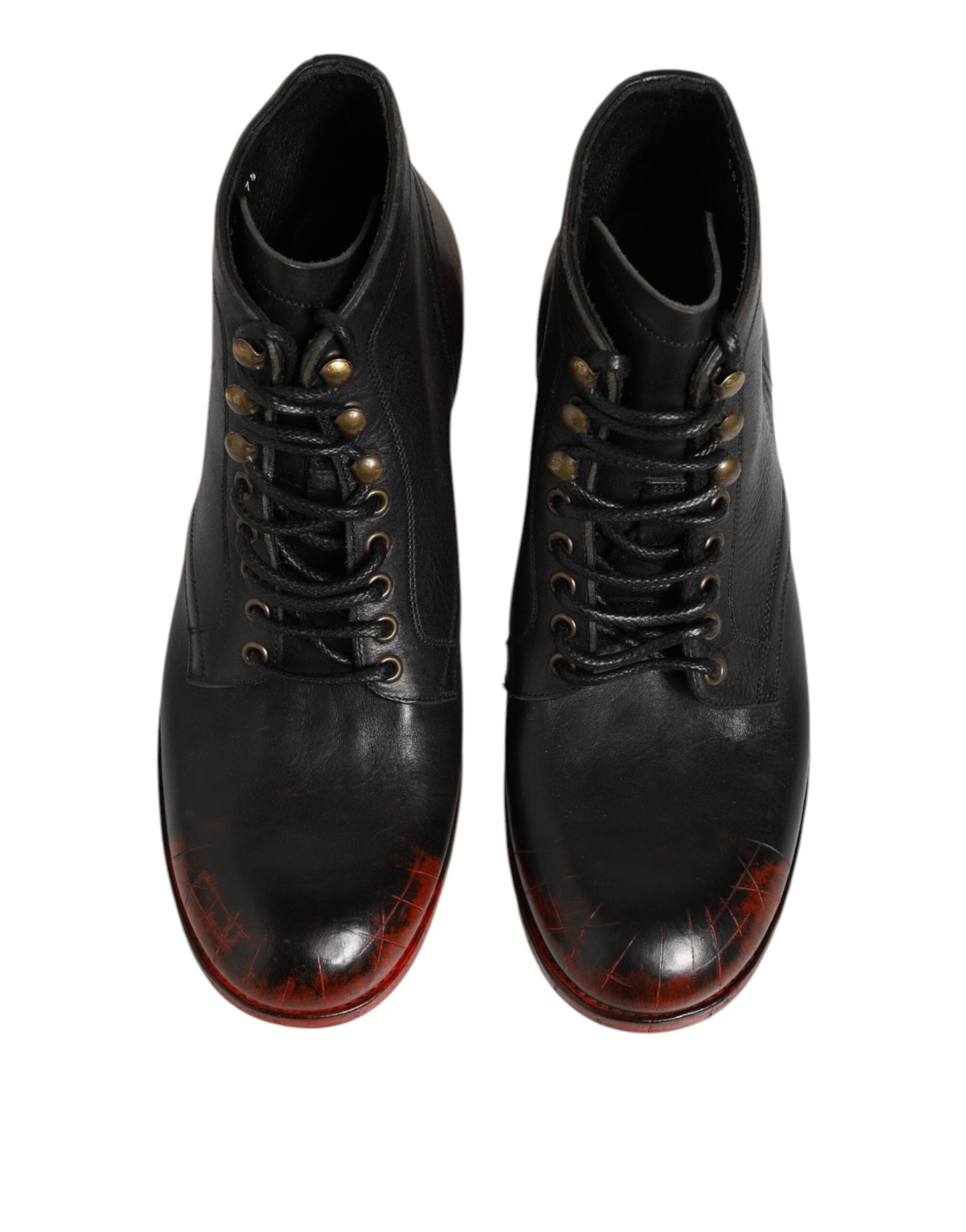 حذاء قصير برباط من دولتشي آند غابانا باللونين الأسود والأحمر