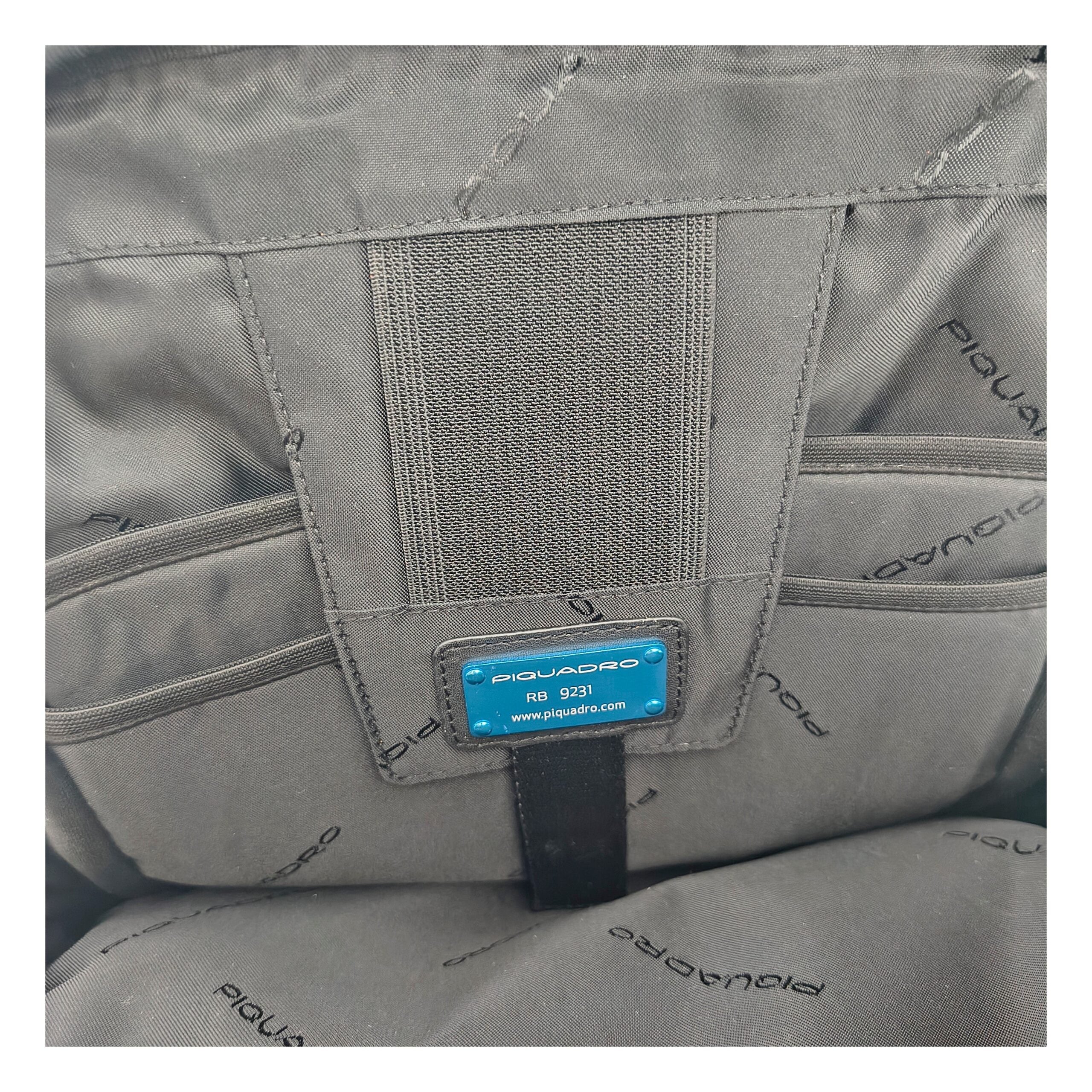 Piquadro Black Leather Backpack