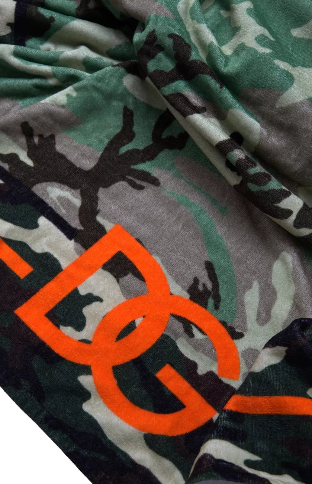 وشاح دولتشي آند غابانا متعدد الألوان من القطن المطبوع